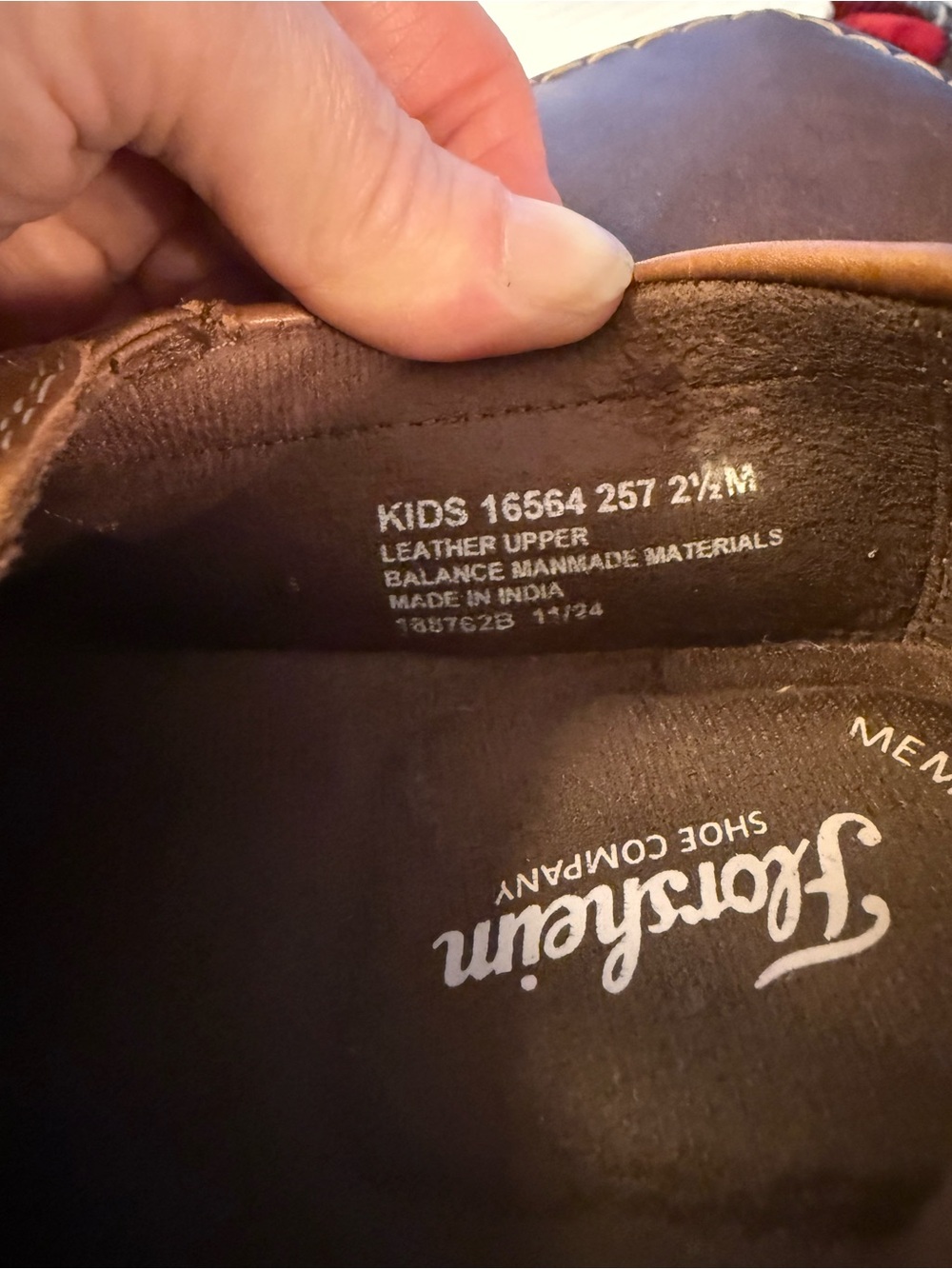 Florsheim boys  Tan Leather Slip-On Moccasin Loafers size 2.5 boys - Picture 5 of 6